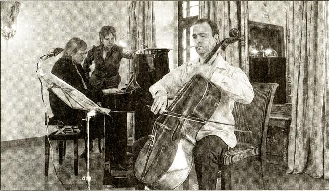 Musik vom Feinsten boten Pianist Alexei Kornienko und Cellist Grigory Alumyan auf der Burg in Wernberg.
